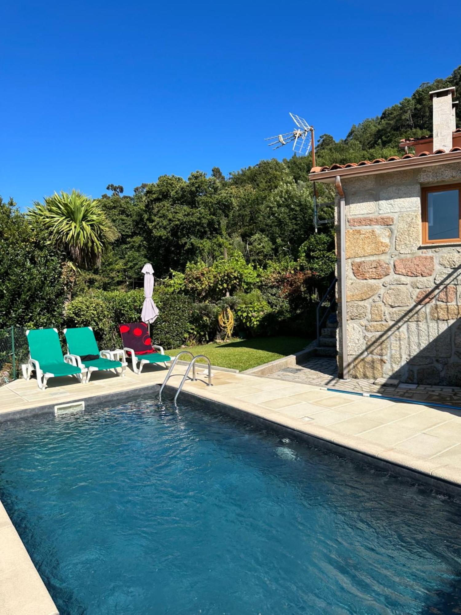 Casa Da Lage - Geres - Piscina Privada - Vistas Rio, Campo E Montanha Exterior photo