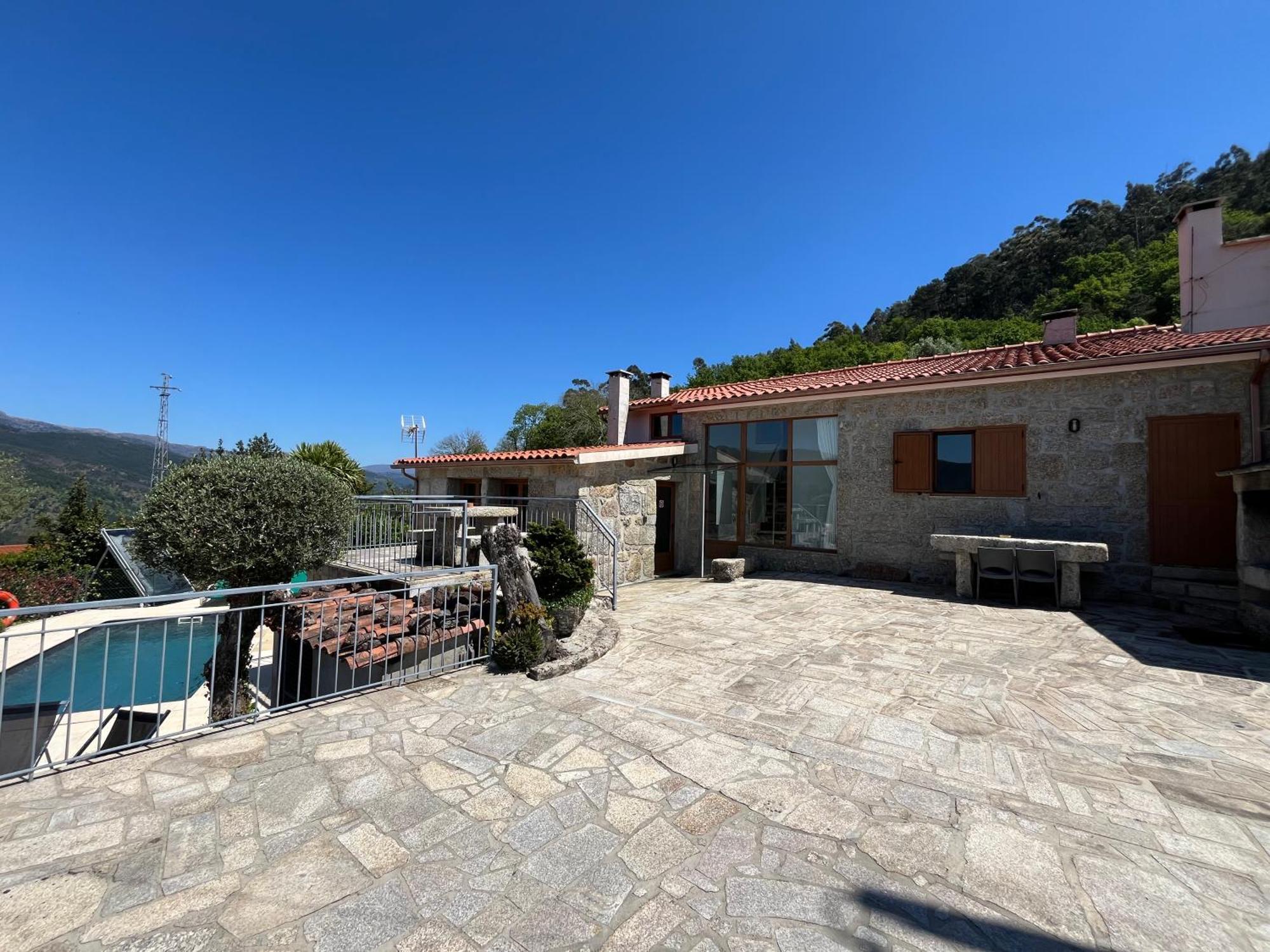 Casa Da Lage - Geres - Piscina Privada - Vistas Rio, Campo E Montanha Exterior photo