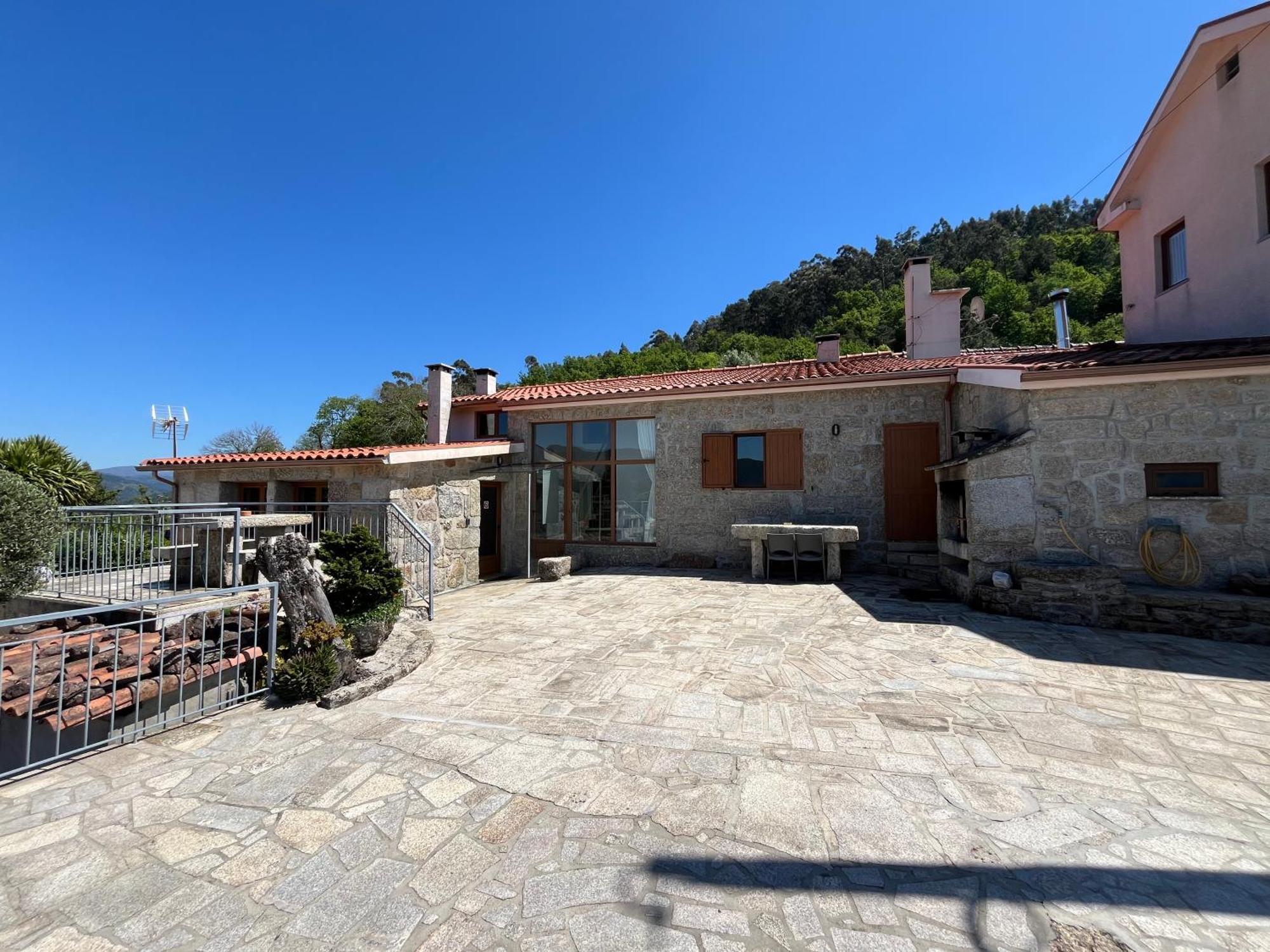 Casa Da Lage - Geres - Piscina Privada - Vistas Rio, Campo E Montanha Exterior photo