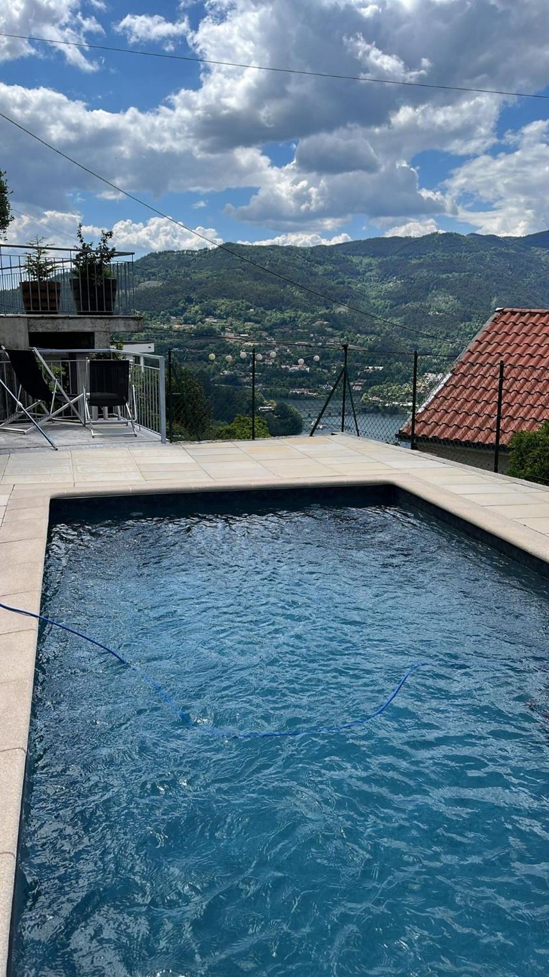 Casa Da Lage - Geres - Piscina Privada - Vistas Rio, Campo E Montanha Exterior photo