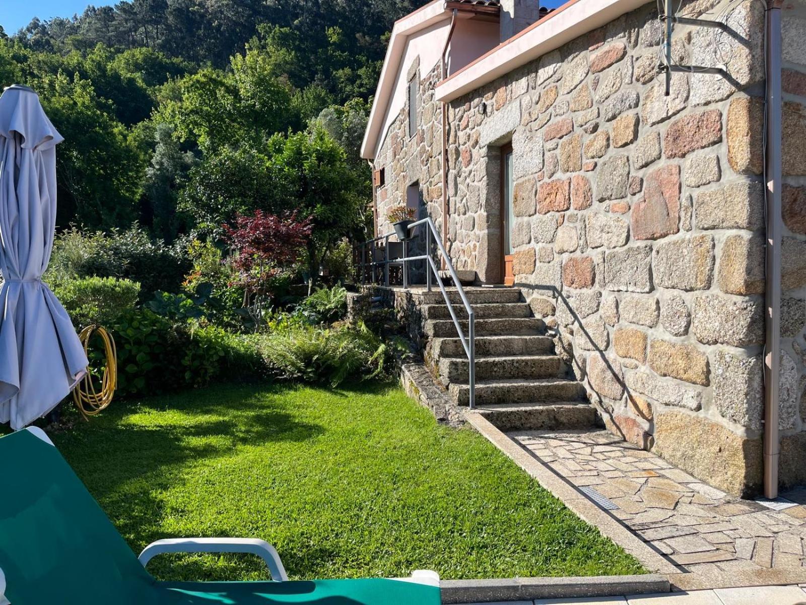 Casa Da Lage - Geres - Piscina Privada - Vistas Rio, Campo E Montanha Exterior photo